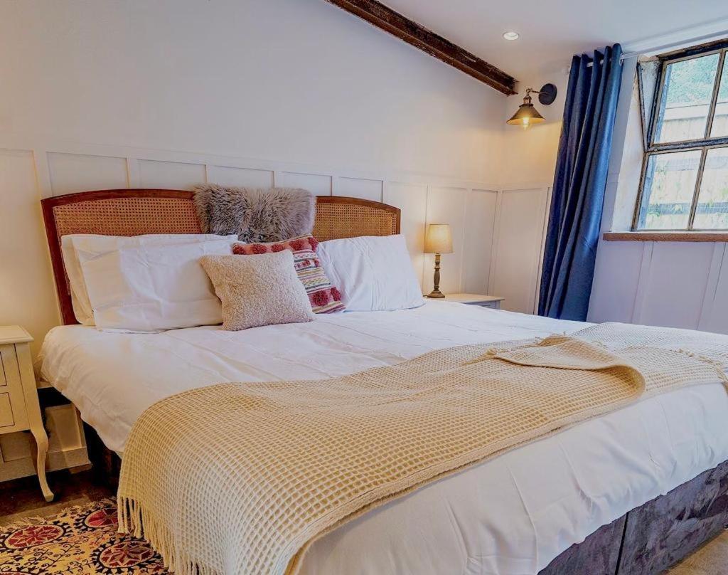 Luxury Barn With Hot Tub, Spa Treatments, Private Dining Little Budworth Esterno foto