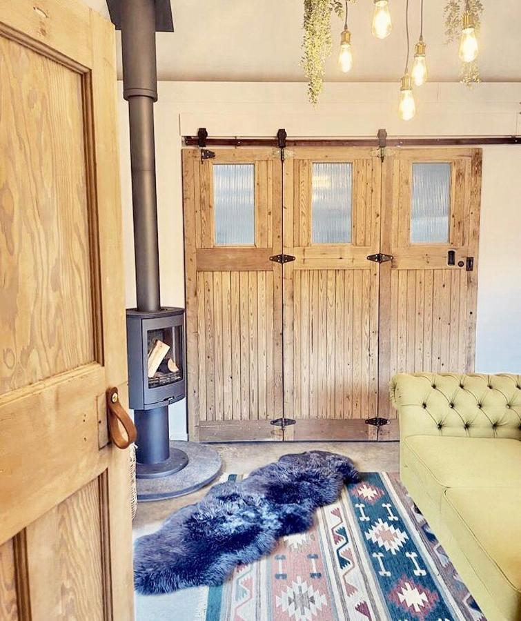 Luxury Barn With Hot Tub, Spa Treatments, Private Dining Little Budworth Esterno foto