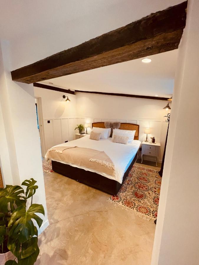 Luxury Barn With Hot Tub, Spa Treatments, Private Dining Little Budworth Esterno foto